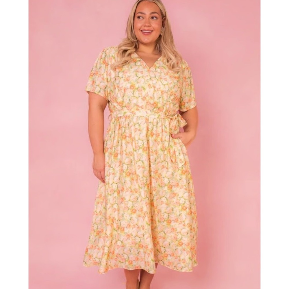 IVY CITY CO Lyra Dress Floral Faux Wrap Midi Women's 20W Plus NWT‎ Yellow Pink
